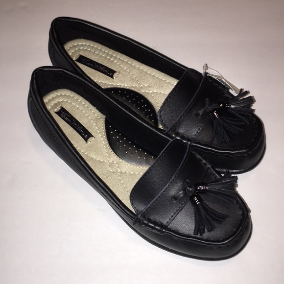 thom mcan women's winsor tassel loafer